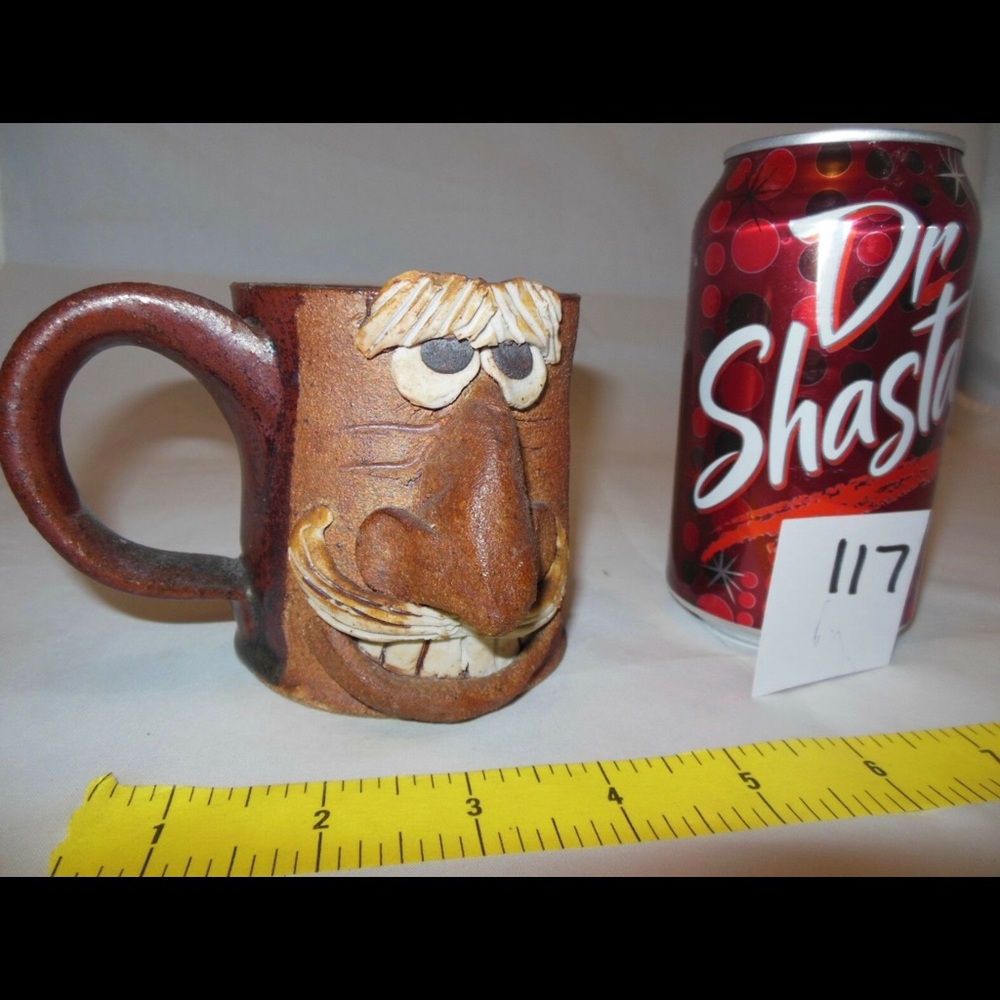 VINTAGE RARE STONEWARE POTTERY CLAY FUNNY FACE MUG STEIN